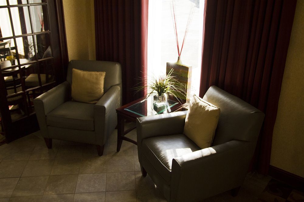 Howard Johnson By Wyndham Portsmouth Habitación foto
