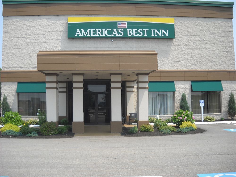 Howard Johnson By Wyndham Portsmouth Exterior foto